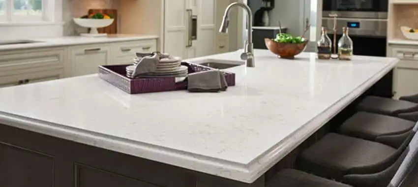 White Sleek, Elegant Quartz Countertop in Farmers Branch TX